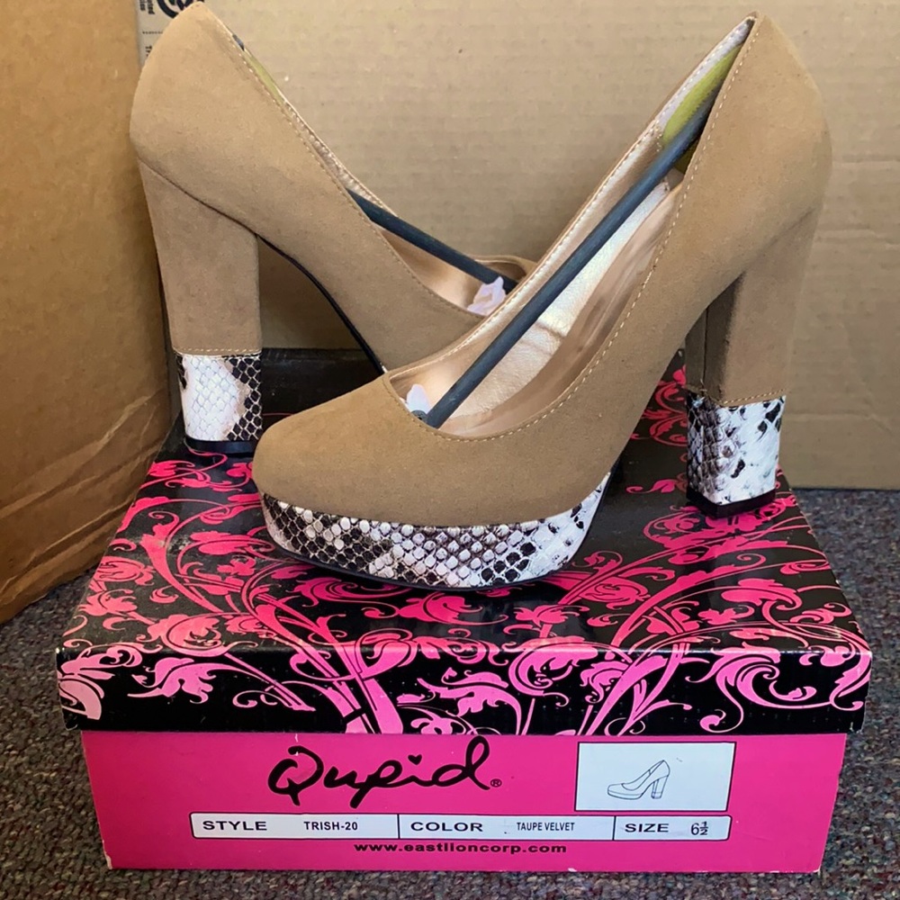 QUPID taupe velvet high heels